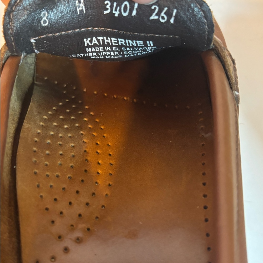Weejuns Classic Brown Leather Women's Loafers - Picture 7 of 7